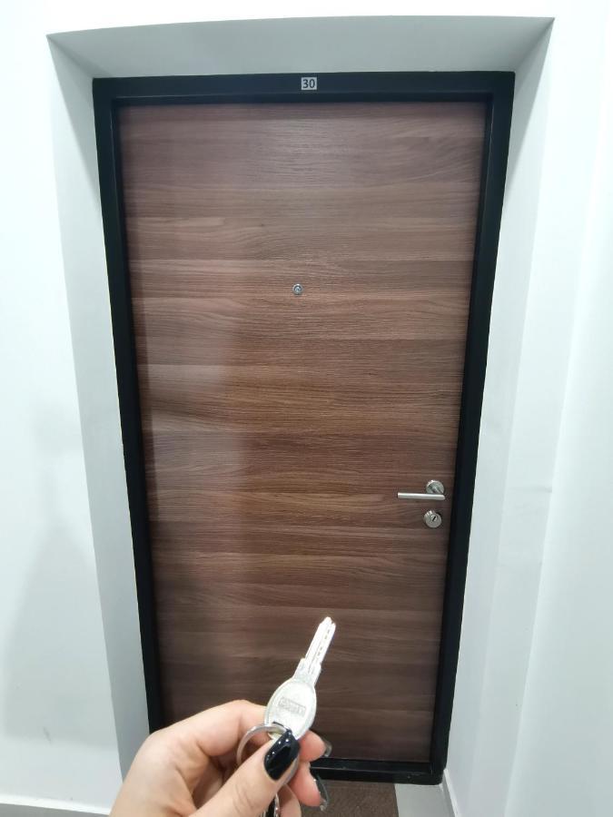 Stan Na Dan M Lägenhet Novi Sad Exteriör bild